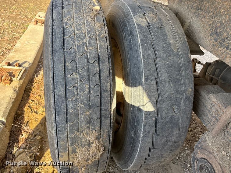 image for item DW7451 2002 Palmer Machine Works TA-24 end dump trailer