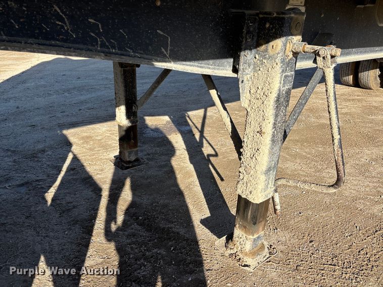 image for item DW7452 2014 East end dump trailer