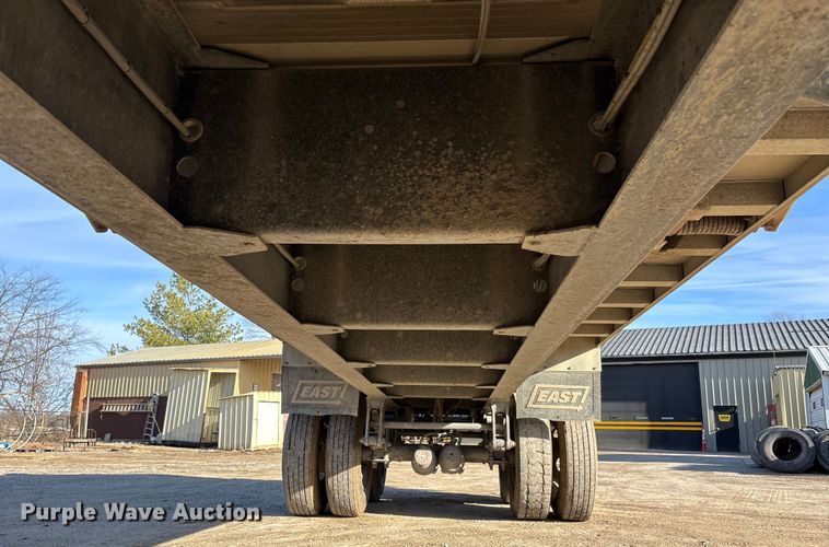 image for item DW7452 2014 East end dump trailer