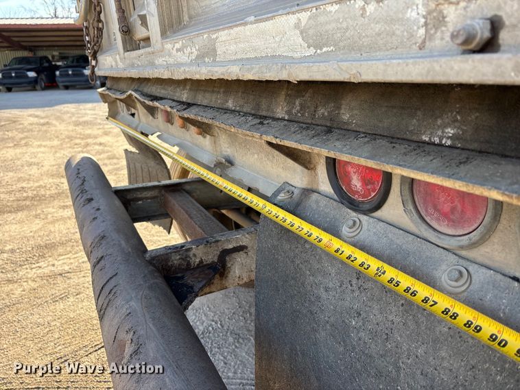 image for item DW7452 2014 East end dump trailer