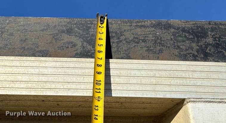 image for item DW7452 2014 East end dump trailer