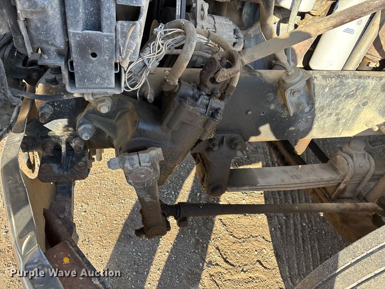 image for item DW7453 1997 Mack CH613 semi truck