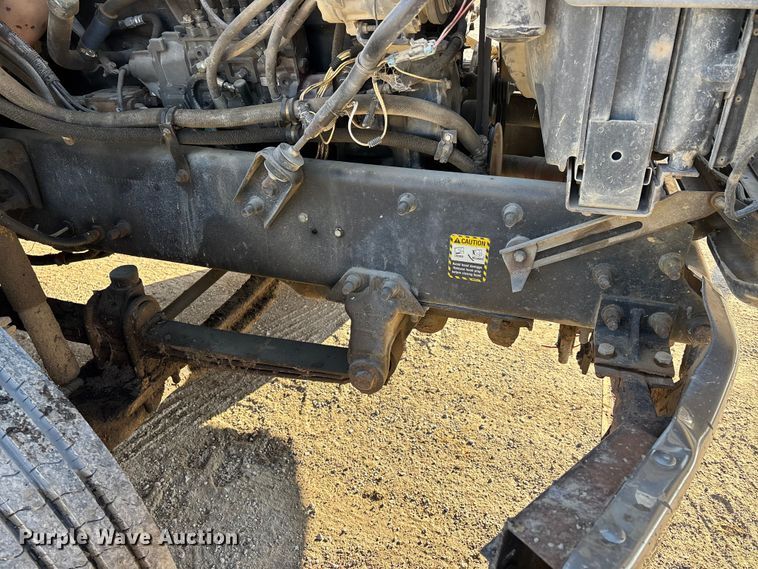 image for item DW7453 1997 Mack CH613 semi truck