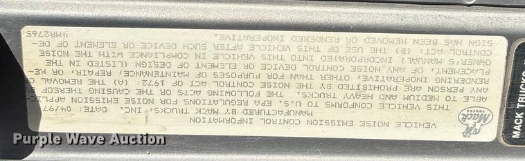 image for item DW7453 1997 Mack CH613 semi truck