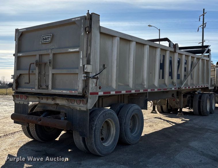 image for item DW7454 2007 East end dump trailer