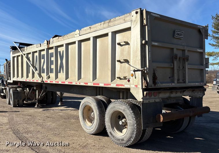 image for item DW7454 2007 East end dump trailer