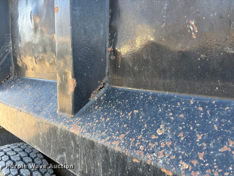 image for item DW7456 1999 Mack CL713 dump truck