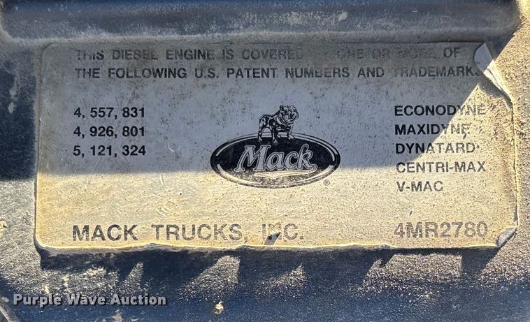 image for item DW7456 1999 Mack CL713 dump truck