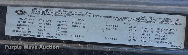 image for item DW7461 2013 Mack CHU613 semi truck