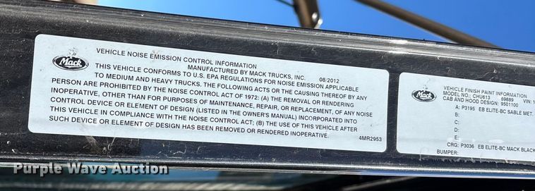 image for item DW7461 2013 Mack CHU613 semi truck