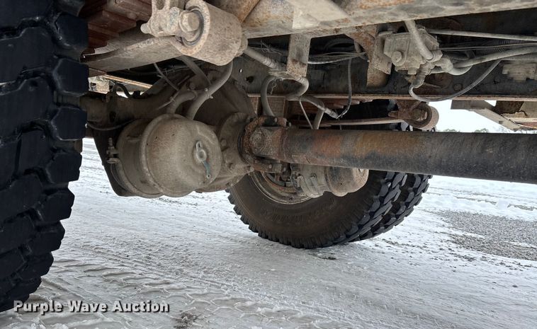 image for item DW7467 2007 International 4300 forestry bucket truck