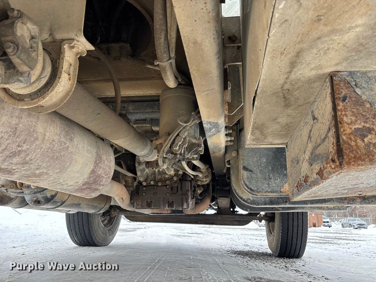 image for item DW7467 2007 International 4300 forestry bucket truck