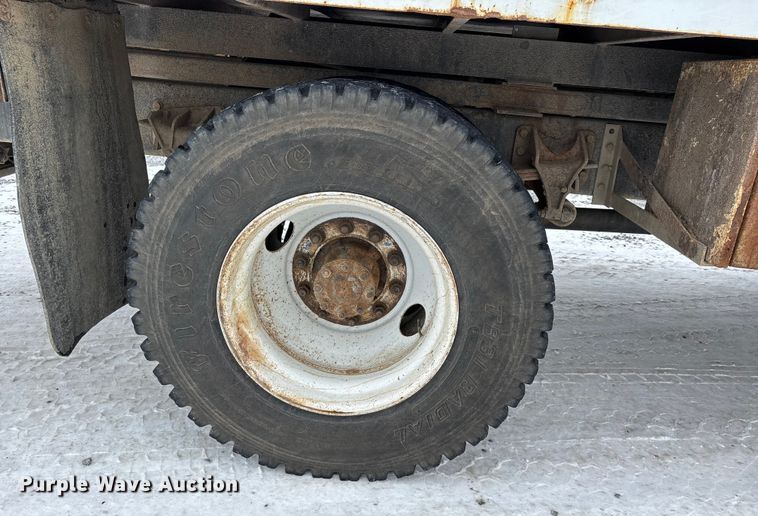 image for item DW7467 2007 International 4300 forestry bucket truck