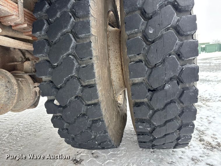 image for item DW7467 2007 International 4300 forestry bucket truck