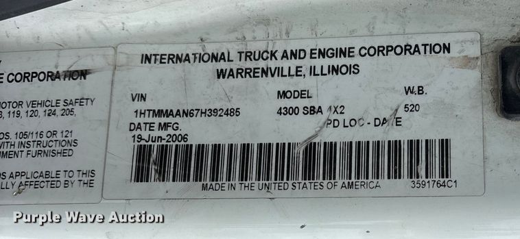 image for item DW7467 2007 International 4300 forestry bucket truck