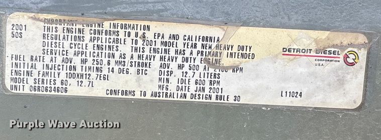 image for item DW7475 2001 Freightliner Columbia semi truck