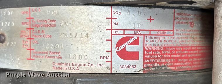 image for item DW7476 2000 Sterling L9513 semi truck