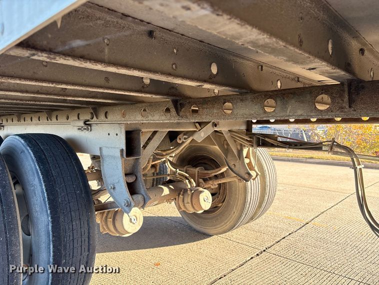 image for item EA7133 2015 Utility VS2RA refrigerated van trailer