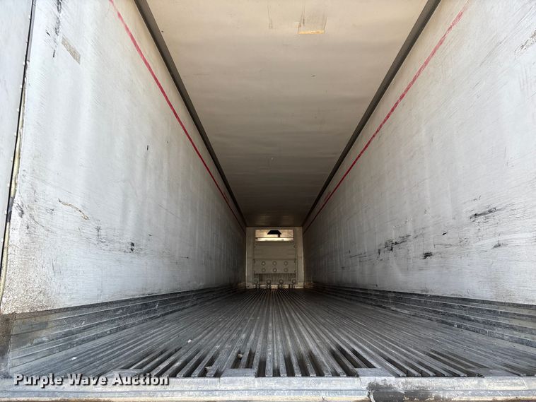 image for item EA7133 2015 Utility VS2RA refrigerated van trailer
