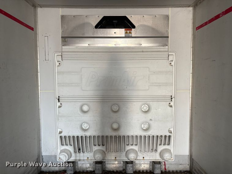 image for item EA7133 2015 Utility VS2RA refrigerated van trailer