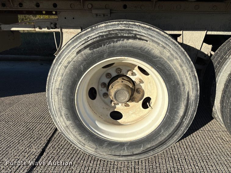 image for item EA7133 2015 Utility VS2RA refrigerated van trailer