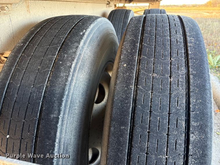 image for item EA7133 2015 Utility VS2RA refrigerated van trailer