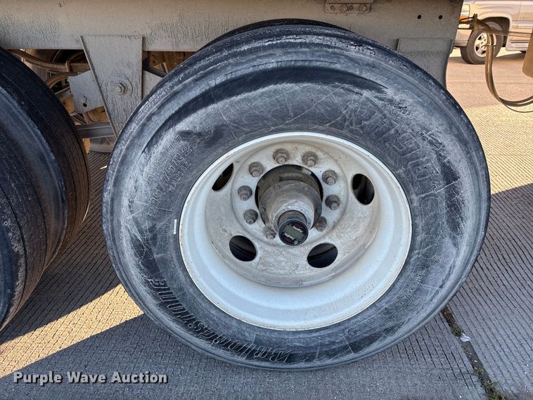 image for item EA7133 2015 Utility VS2RA refrigerated van trailer