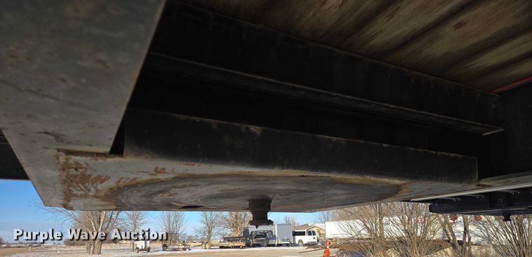 image for item EB1265 2010 Transcraft DTL-2100 drop deck equipment trailer