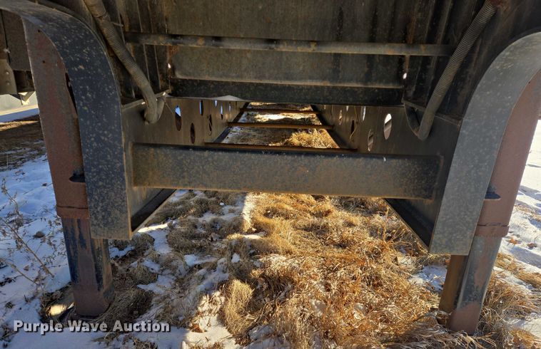 image for item EB1265 2010 Transcraft DTL-2100 drop deck equipment trailer