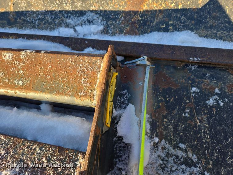 image for item EB1265 2010 Transcraft DTL-2100 drop deck equipment trailer