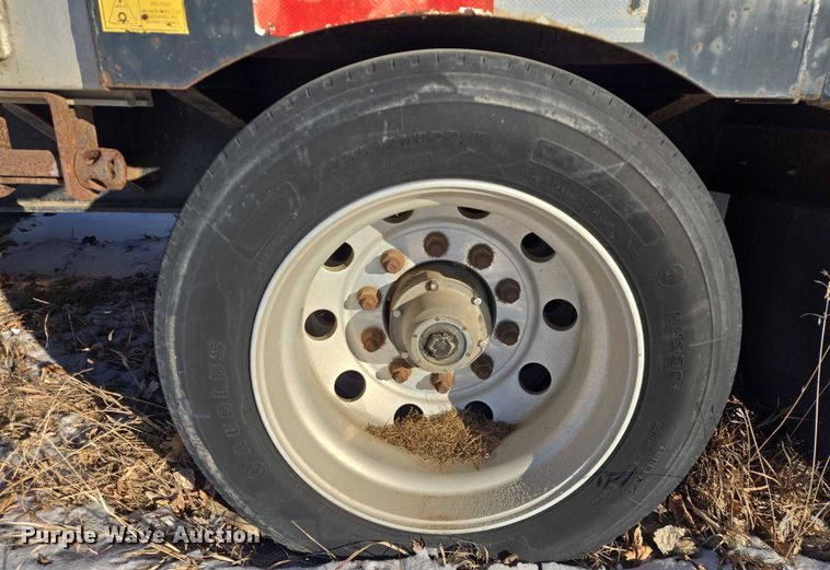 image for item EB1265 2010 Transcraft DTL-2100 drop deck equipment trailer