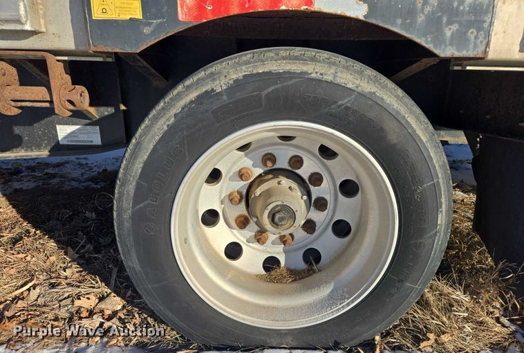 image for item EB1265 2010 Transcraft DTL-2100 drop deck equipment trailer