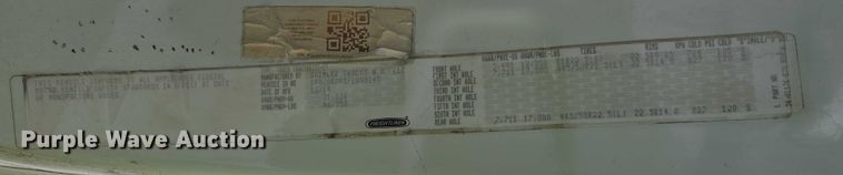 image for item EB1281 2015 Freightliner Cascadia semi truck