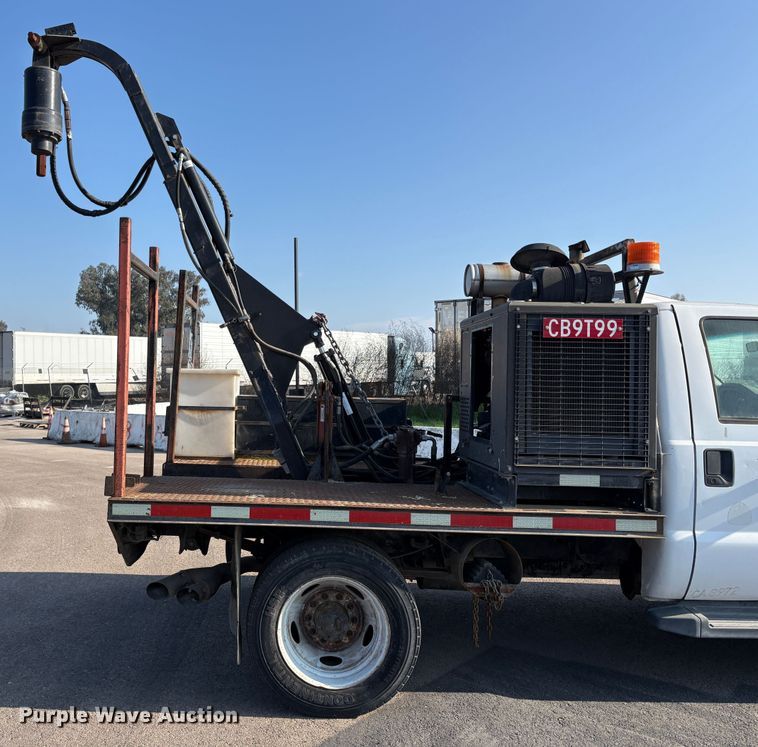 image for item EC8210 2008 Ford F550 flatbed truck