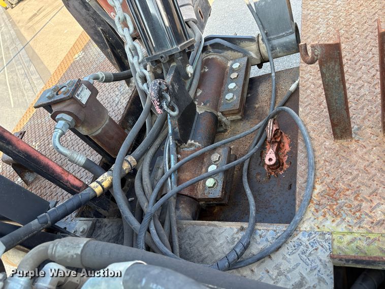 image for item EC8210 2008 Ford F550 flatbed truck