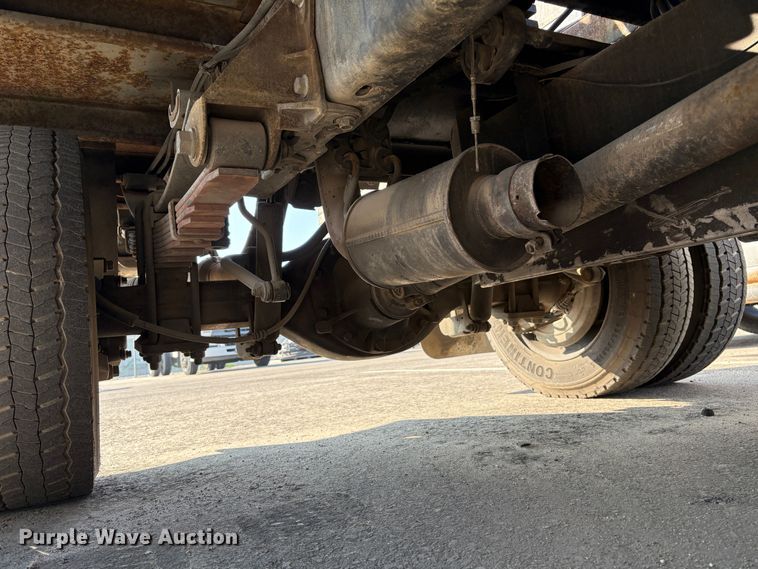 image for item EC8210 2008 Ford F550 flatbed truck