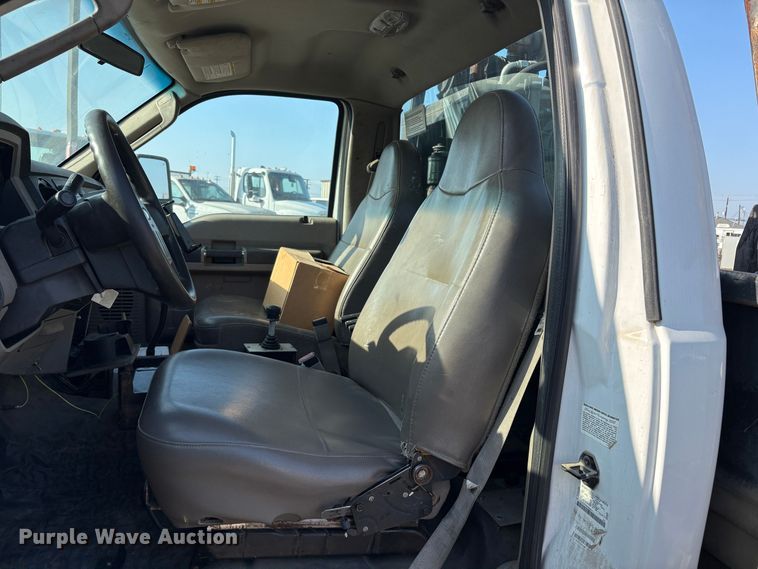 image for item EC8210 2008 Ford F550 flatbed truck