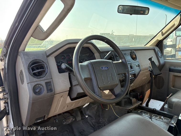 image for item EC8210 2008 Ford F550 flatbed truck