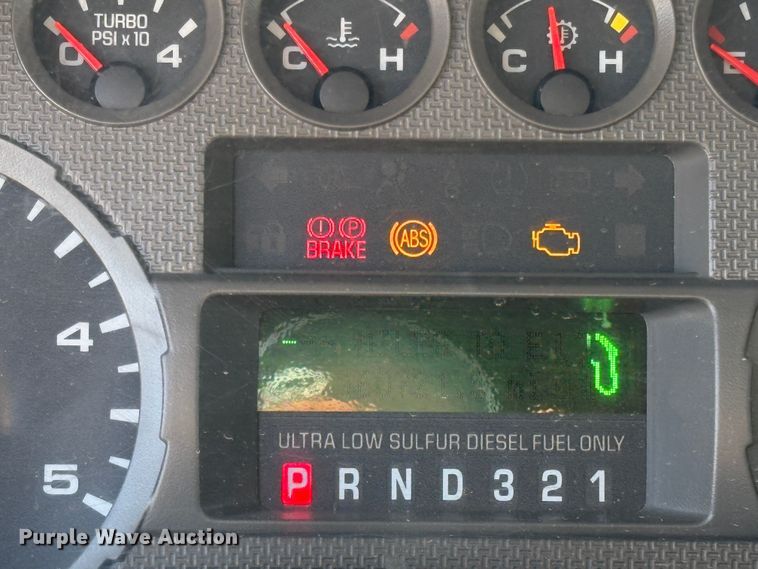 image for item EC8210 2008 Ford F550 flatbed truck