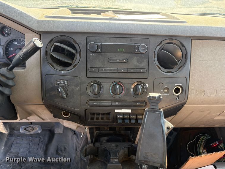 image for item EC8210 2008 Ford F550 flatbed truck