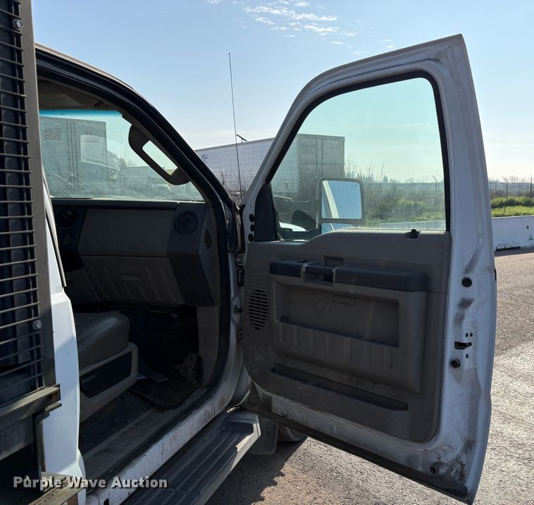 image for item EC8210 2008 Ford F550 flatbed truck