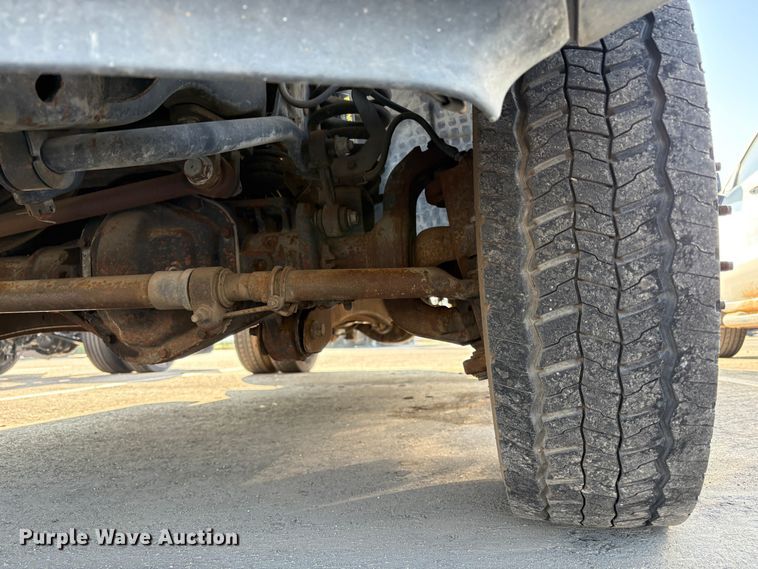 image for item EC8210 2008 Ford F550 flatbed truck