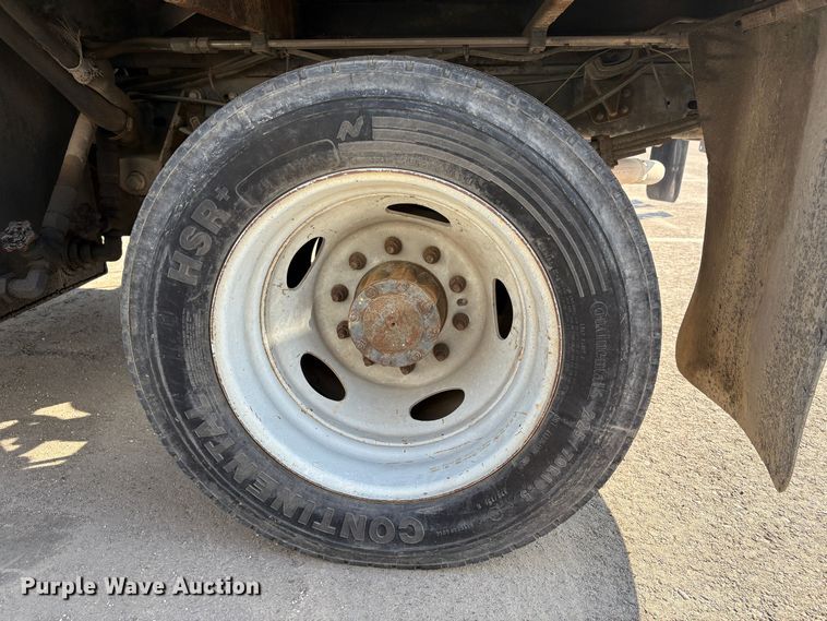 image for item EC8210 2008 Ford F550 flatbed truck