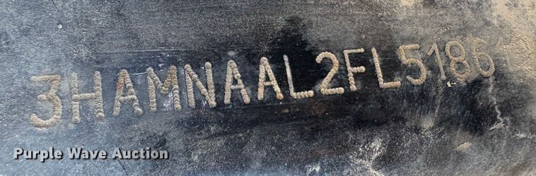 image for item EC8211 2015 International 4300 truck cab and chassis