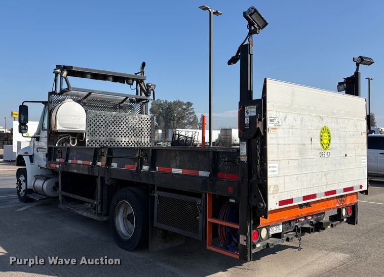 image for item EC8212 2013 International 4300 SBA flatbed truck