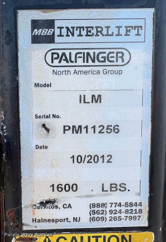 image for item EC8212 2013 International 4300 SBA flatbed truck