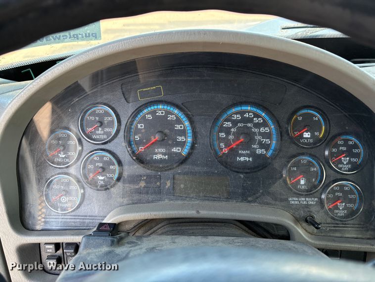 image for item EC8212 2013 International 4300 SBA flatbed truck