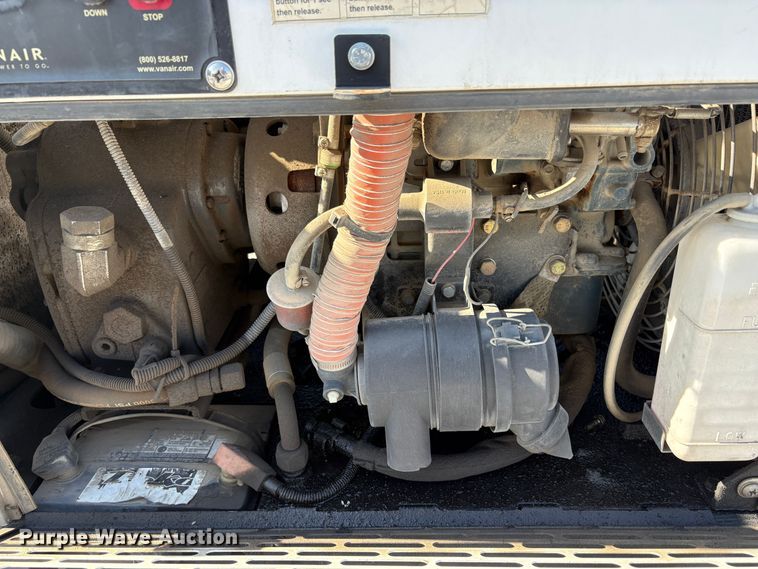 image for item EC8214 2013 Peterbilt 320 flatbed truck