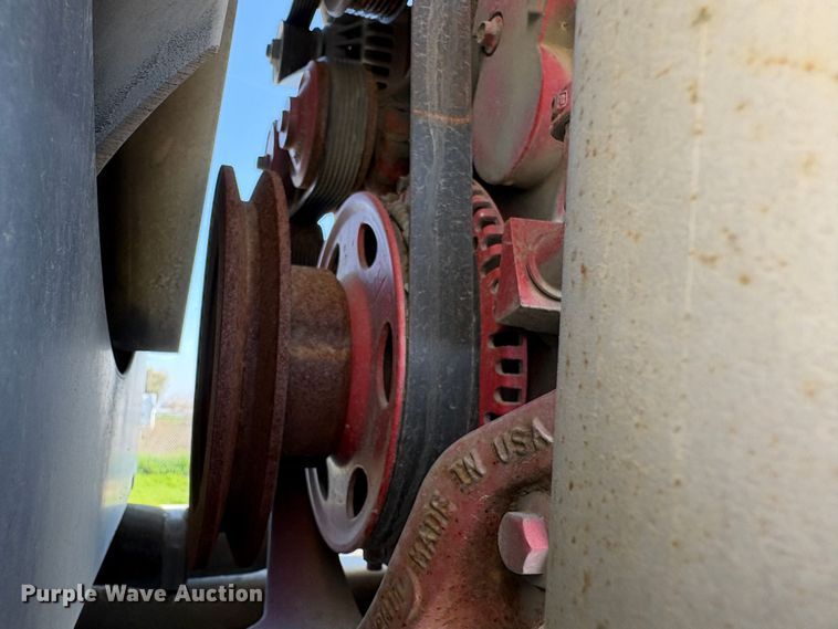 image for item EC8214 2013 Peterbilt 320 flatbed truck