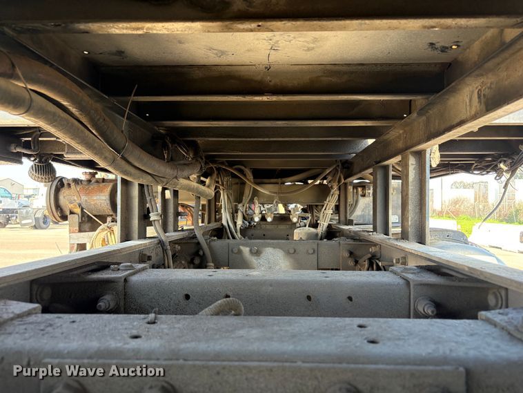 image for item EC8214 2013 Peterbilt 320 flatbed truck